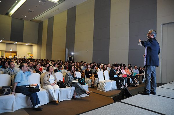 FREE Tickets to the 4th Financial Advisors Congress!