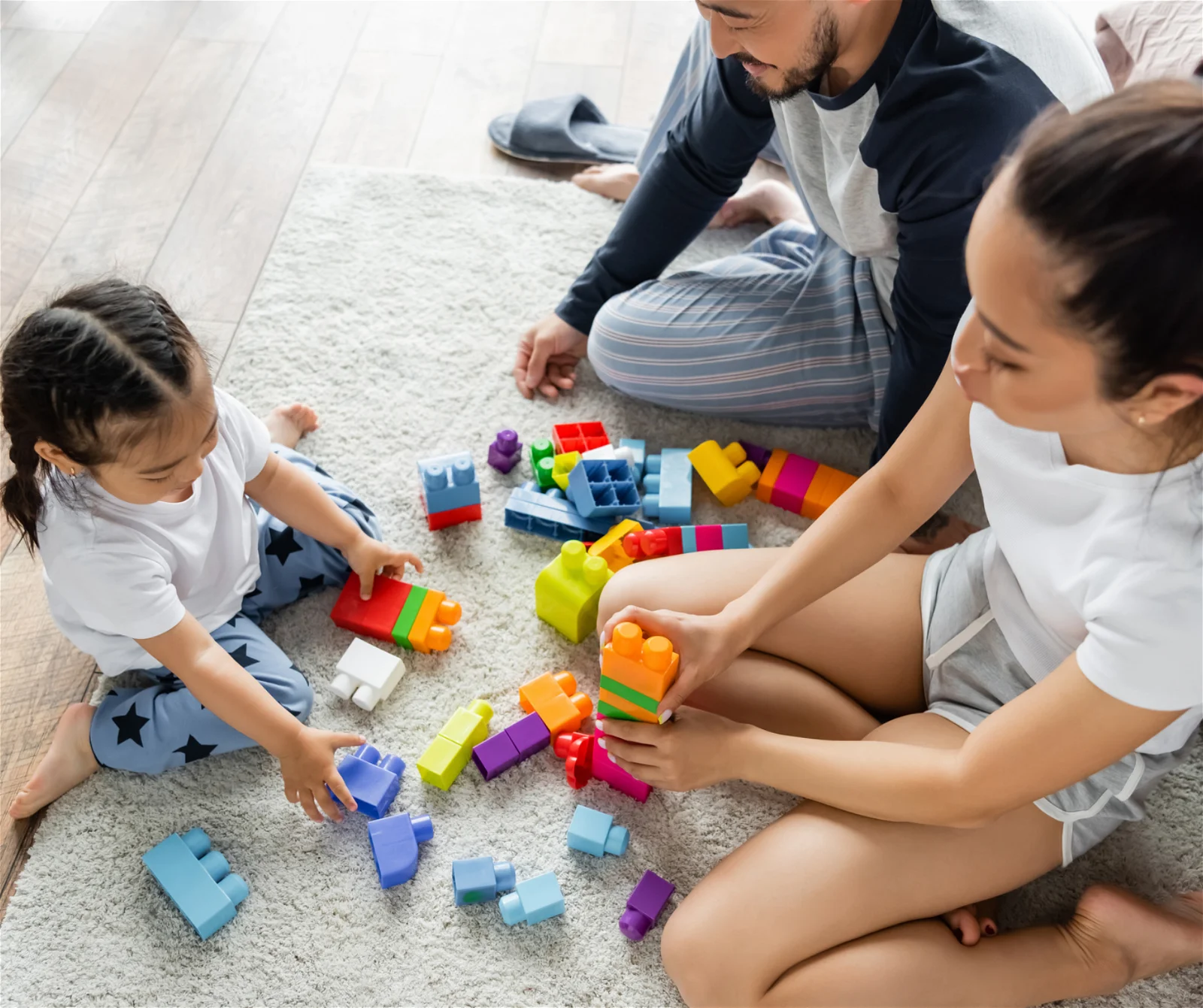 Budget-Friendly Parenting: Harnessing the Power of Hand-Me-Downs for Growing Families